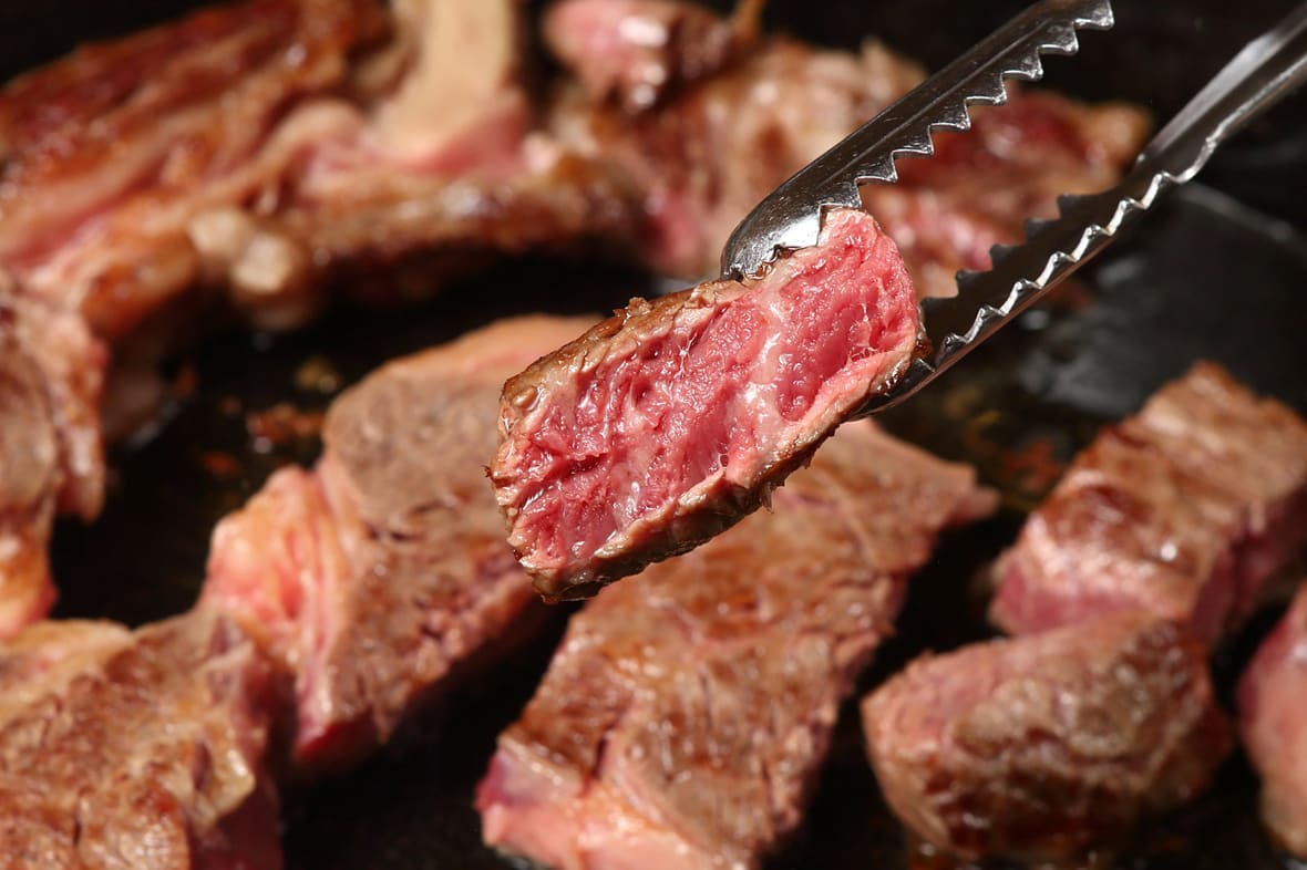 Pince à viande.*ATTR