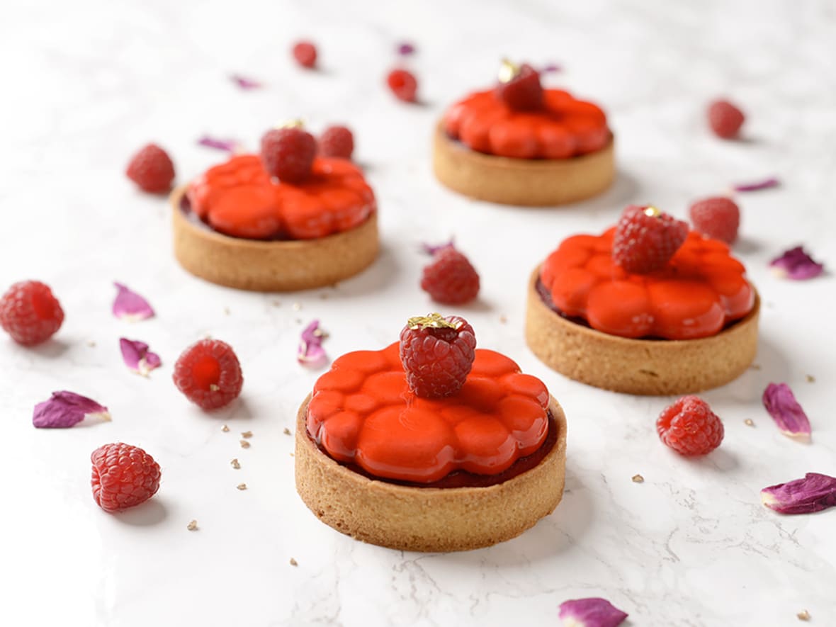 Tartelettes bavaroise framboise.*ATTR