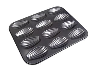 Non-Stick 12 Madeleine Tin