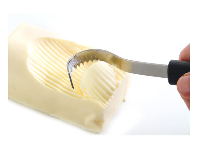 Butter-shaping spoon