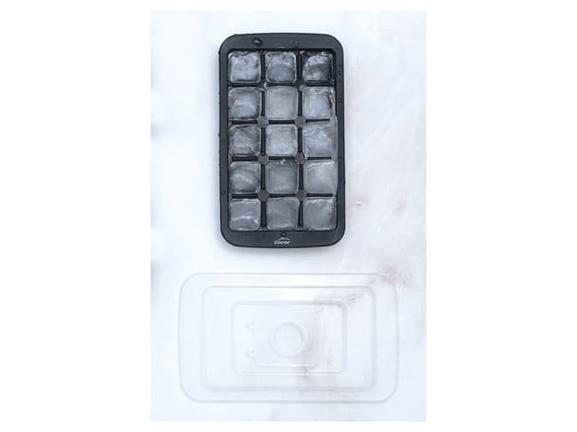 Ice Cube Tray - Silicone - 15 ice cubes - Lacor