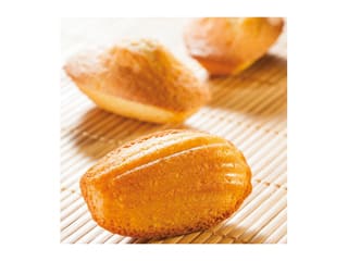 Non-Stick Silicone Mould - 40 Madeleines 7.8 x 4.5 x 1.7cm