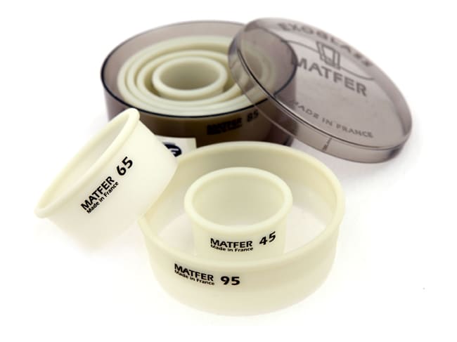 Round Plain Pastry Cutters - Exoglass® - 7 plain pastry cutters (odd diameters) - Matfer