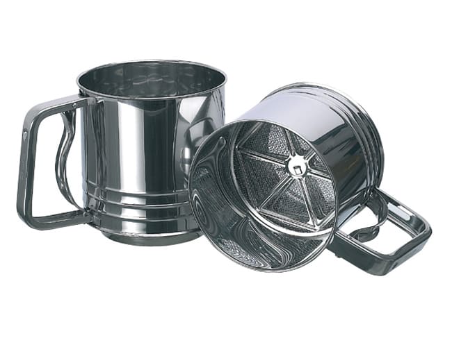 Stainless Steel Flour Sifter with Trigger Action - Matfer - Matfer