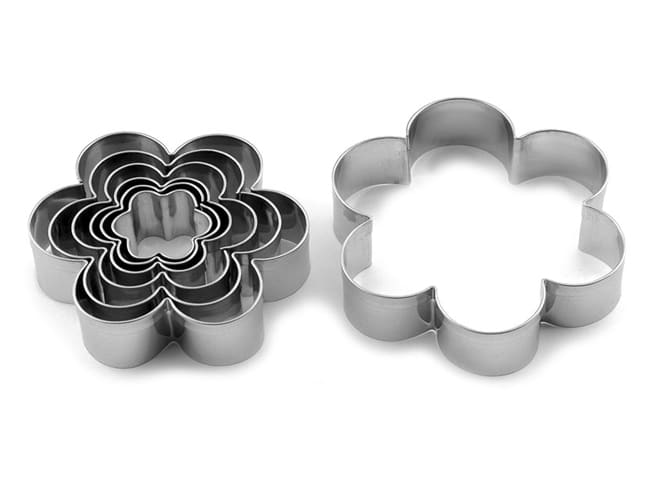 Stainless Steel Flower Cookie Cutters - Set of 7 - Martellato