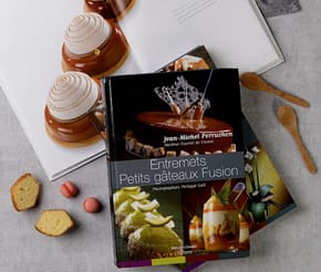 Livre de pâtisserie