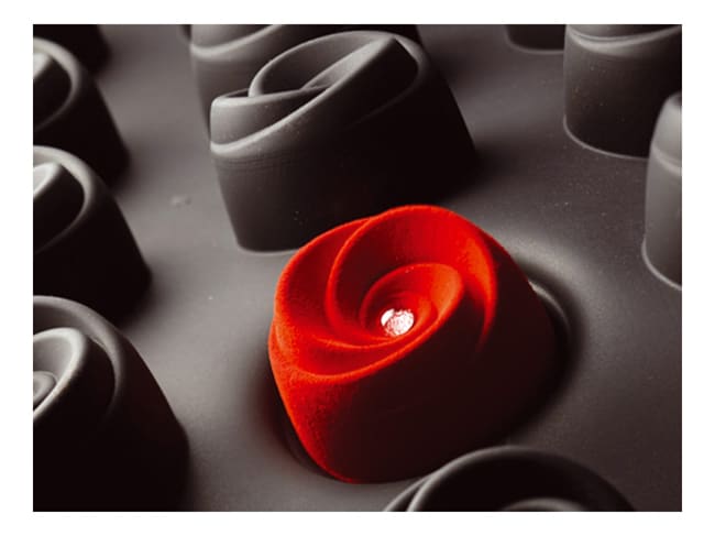 Moule silicone Pavoflex - 24 boutons de roses - 60 x 40 cm - Pavoni