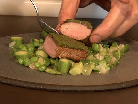 L'agneau de lait des Pyrénées au Vadoovan, légumes verts de printemps - 85