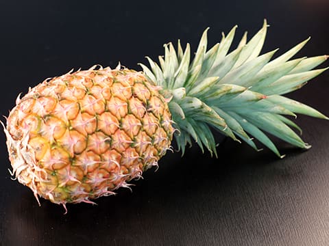 Préparer un ananas à la Créole - 1