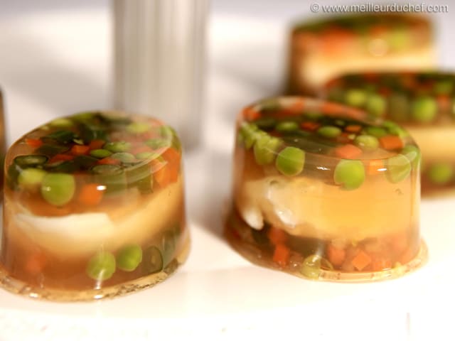 Aspic d'oeuf et de légumes