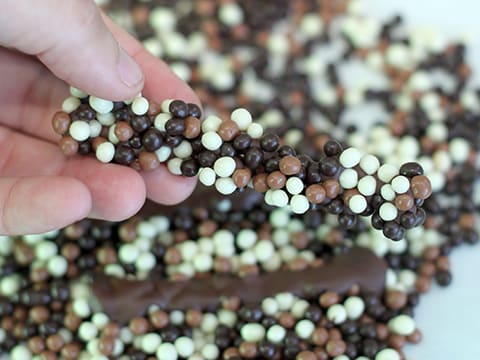 Barre chocolat aux perles chocolatées biscuitées - 9