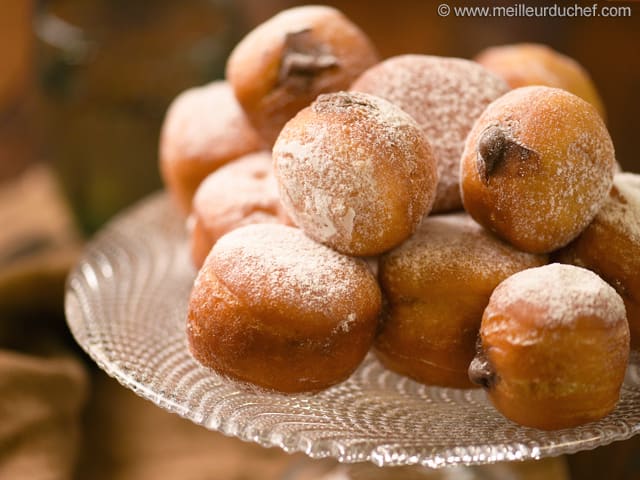 Beignets fourrés à la confiture ou à la pâte à tartiner