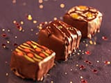 Bonbon chocolat fourr&eacute; &agrave; la ganache