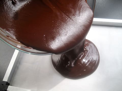 Bonbon chocolat fourré à la ganache - 11