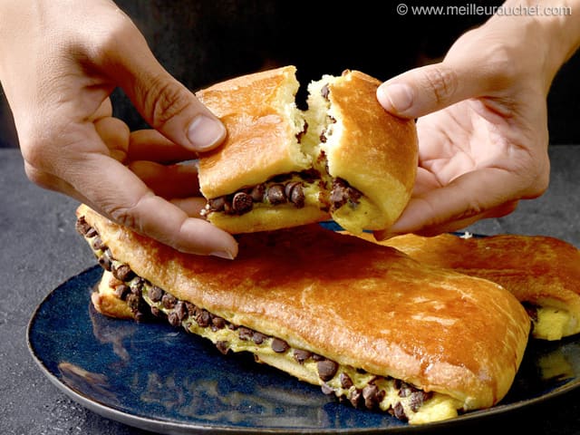 Brioche suisse aux pépites de chocolat