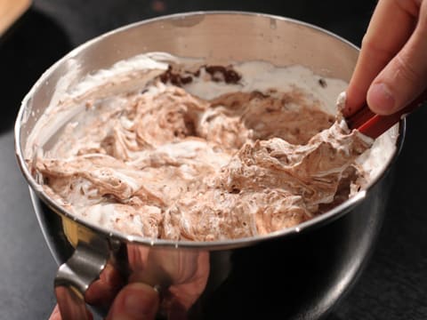 Bûche de Noël chocolat au cœur abricot - 72