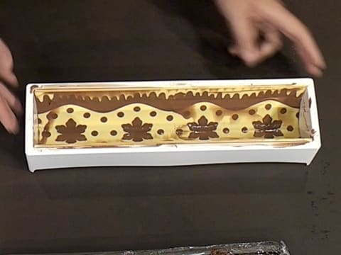 Bûche de Noël chocolat Mexique praliné tonka - 60