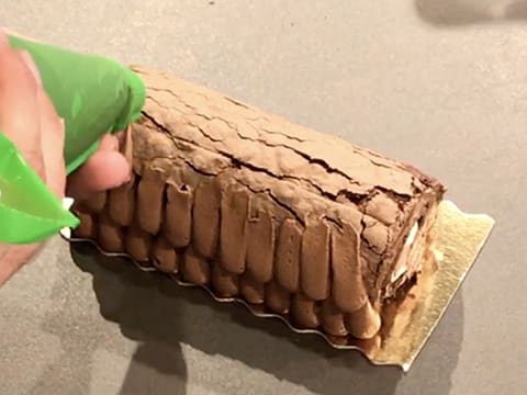 Bûche de Noël façon forêt noire (sans farine) - 76