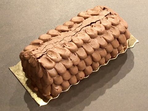 Bûche de Noël façon forêt noire (sans farine) - 80