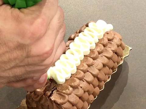 Bûche de Noël façon forêt noire (sans farine) - 81