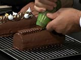 Bûche aux deux chocolats et poires - 63