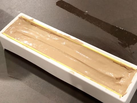 Bûche de Noël glacée praliné/marrons, citron/yuzu - 93