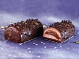 B&ucirc;che &agrave; la mousse de marron et son cur fondant de caramel au beurre sal&eacute;