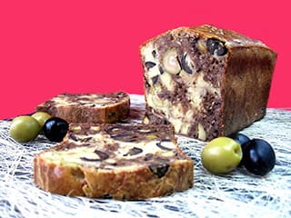 Cake aux olives et tapenade