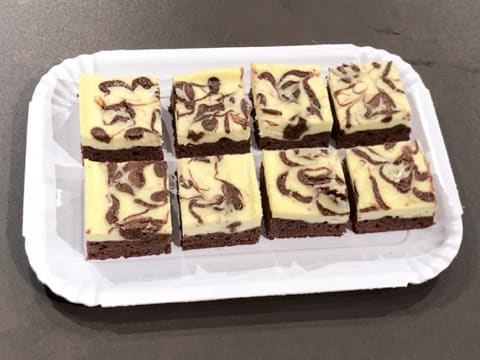 Cheesecake brownies - 37