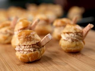 Choux fourrés à la mousse de foie gras