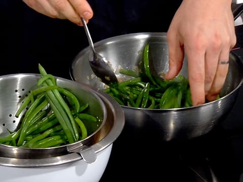 Le cochon Ibaïona rôti et ventrèche braisée, légumes verts moutardés au romarin - 24