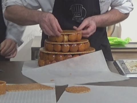 Croquembouche d'anniversaire des 20 ans de Meilleur du Chef - 235