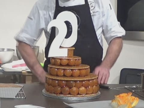 Croquembouche d'anniversaire des 20 ans de Meilleur du Chef - 249