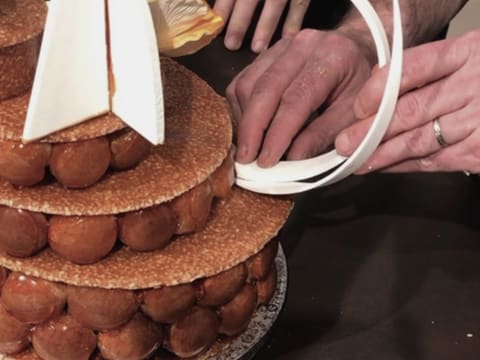 Croquembouche d'anniversaire des 20 ans de Meilleur du Chef - 257