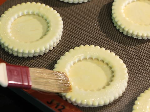 Croûte à bouchée ronde (vol au vent) - 10