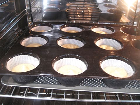 Cupcakes vanille, glaçage au chocolat - 14