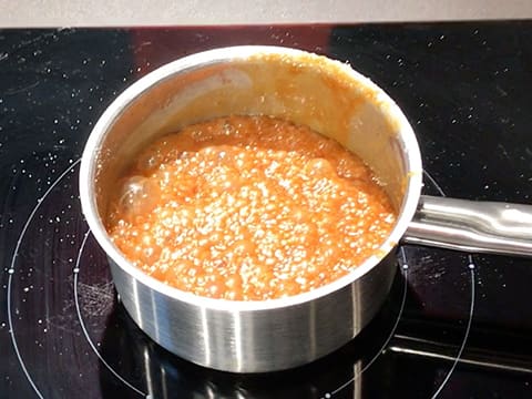 Dessert de Pâques Vanille et son cœur fondant au caramel salé - 15