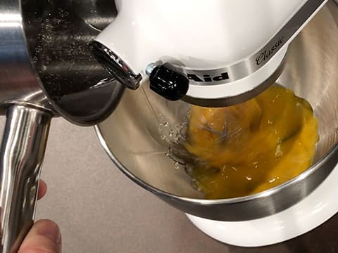 Dessert de Pâques Vanille et son cœur fondant au caramel salé - 24