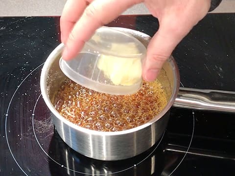 Dessert de Pâques Vanille et son cœur fondant au caramel salé - 8