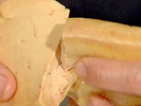 Déveinage d'un foie gras selon la méthode d'Eric Léautey - 27