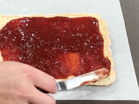 Entremets le bonnet du Père Noël - 40