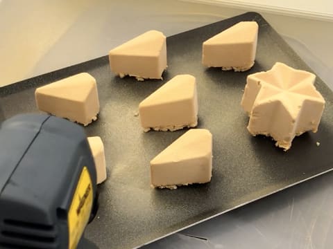 Entremets étoile au citron et caramel fleur de sel - 133