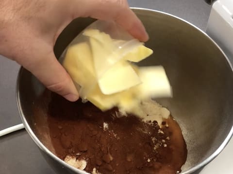 Entremets fraîcheur framboise, vanille, chocolat - 10