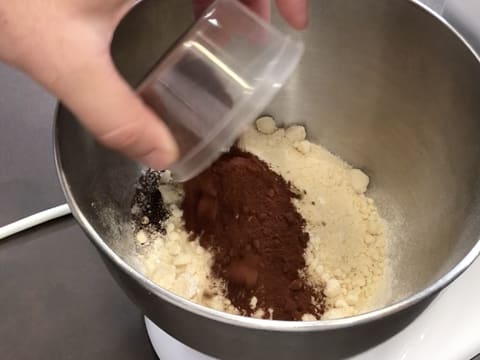 Entremets fraîcheur framboise, vanille, chocolat - 8