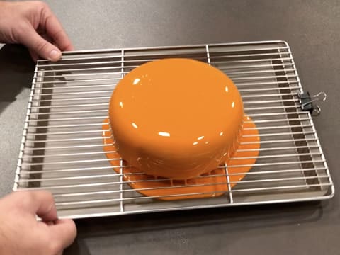 Entremets d'Halloween au chocolat et à l'orange - 96