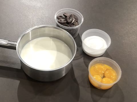 Entremets Namelaka vanille, chocolat, caramel, citron vert - 20