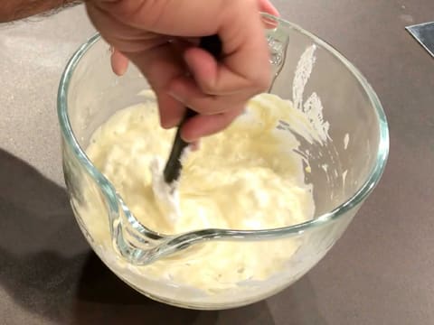 Entremets poire/chocolat, crème chiboust vanillée - 53