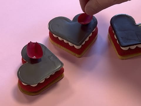 Entremets Saint Valentin fraise et framboise - 91