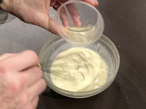 Gélatine fondue dans crème