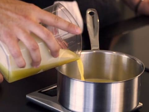 Espuma d'ananas et perles de coco façon piña colada - 9